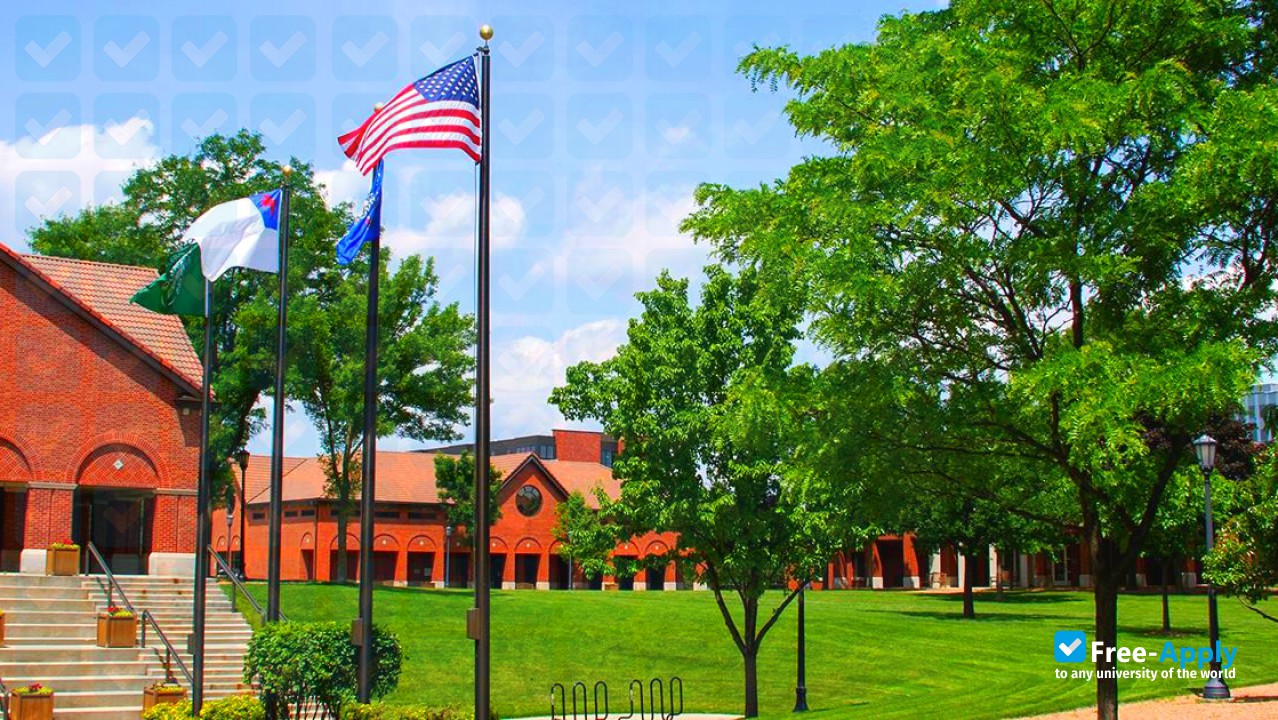 Wisconsin Lutheran College фотография №9