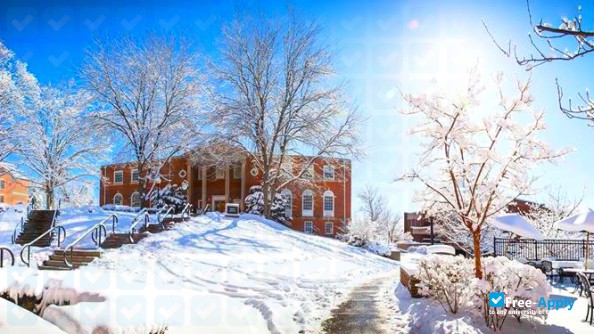 Waynesburg University photo #7