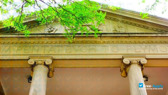 Фотография Waynesburg University