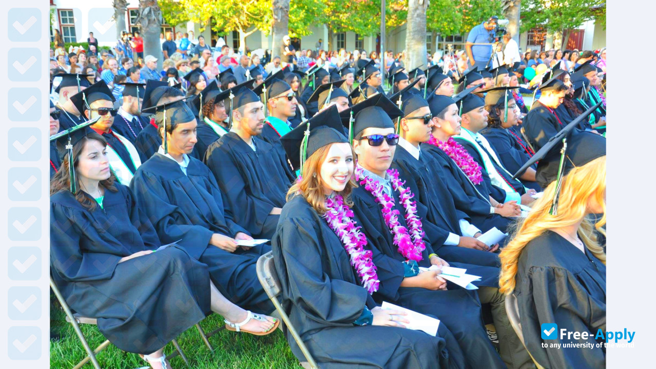 Woodland Community College photo #9