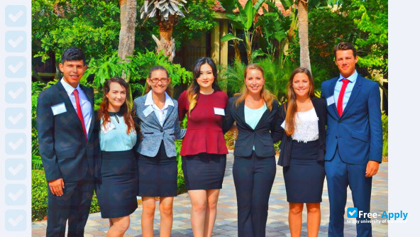 Photo de l’Webber International University #2