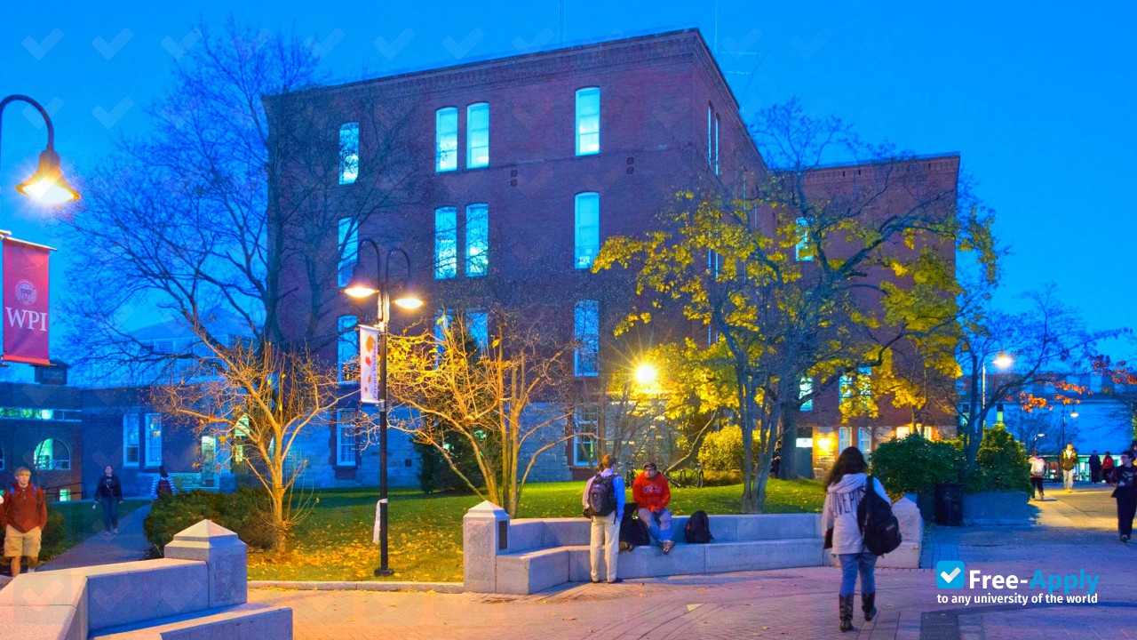 Worcester Polytechnic Institute photo #5