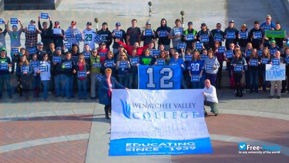 Wenatchee Valley College photo #7
