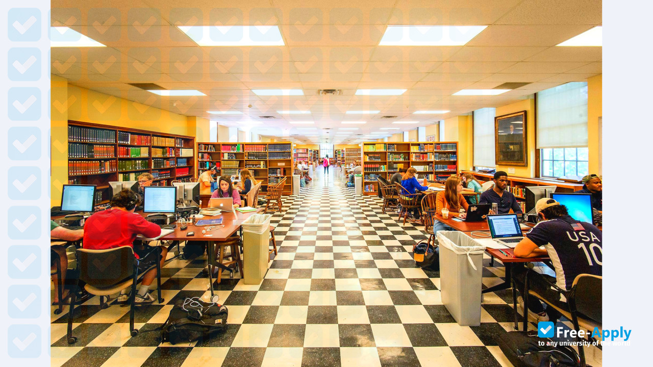 Photo de l’University of Virginia #15