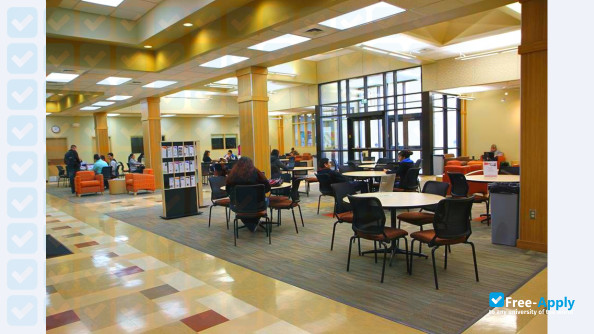 Yakima Valley Community College photo #3