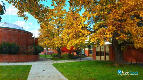 Yakima Valley Community College photo #4