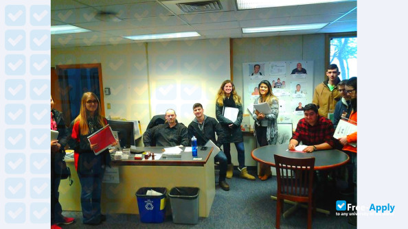University of Wisconsin College Manitowoc photo #11