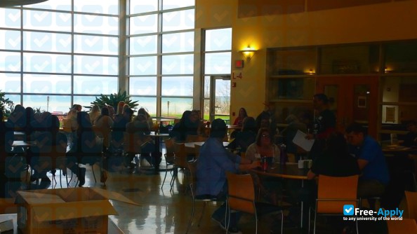 University of Wisconsin College Manitowoc photo #5