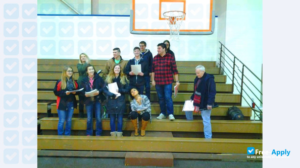 University of Wisconsin College Manitowoc photo #7