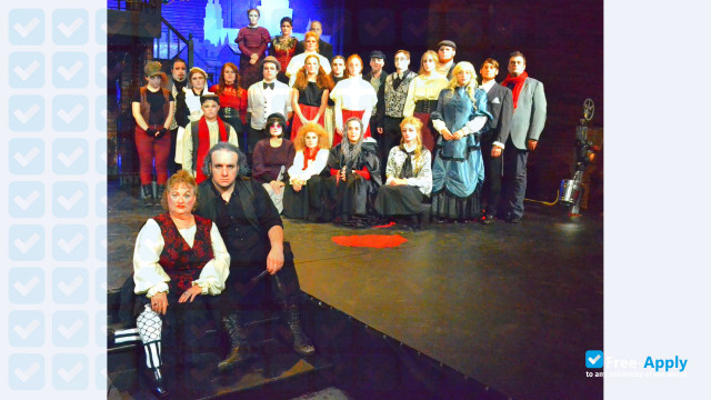 University of Wisconsin College Marinette photo #11