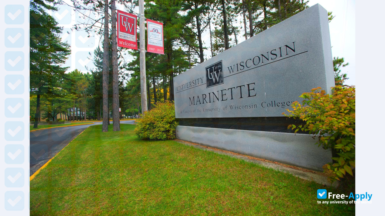 University of Wisconsin College Marinette photo #7