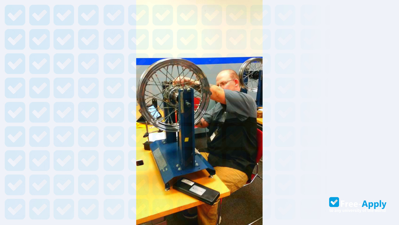 York Technical Institute photo #6