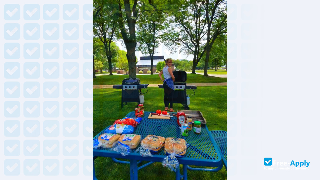 Photo de l’University of Wisconsin College Richland #6