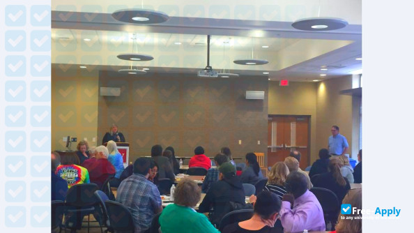 Photo de l’University of Wisconsin College Rock County #15