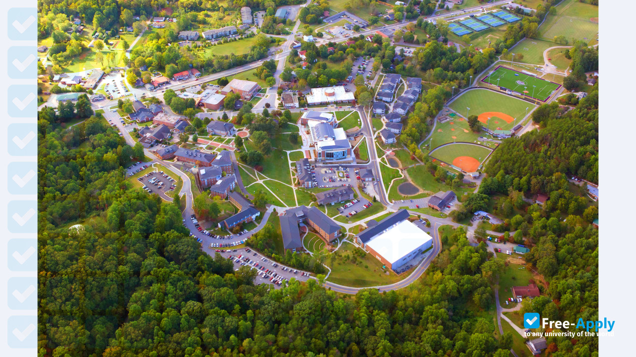 Young Harris College photo #9