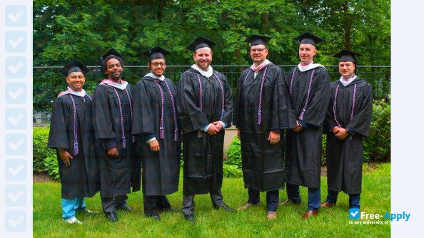 Vassar College photo #3
