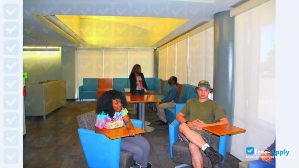 Vaughn College of Aeronautics and Technology photo #4