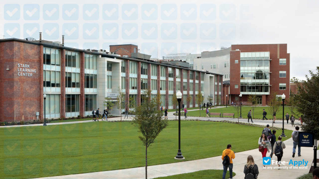 Wilkes University фотография №1