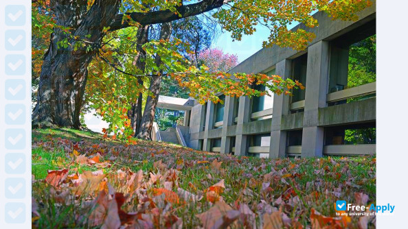 Wesleyan University photo #8