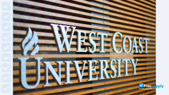 Foto de la West Coast University #10