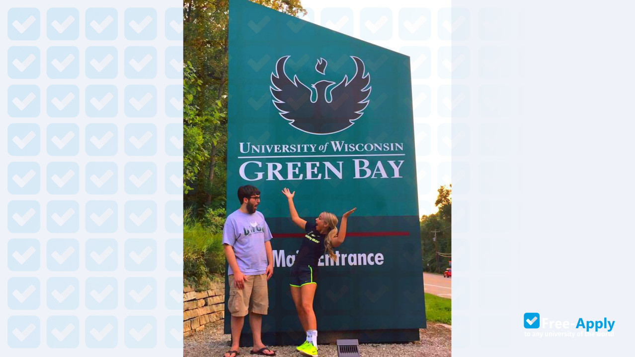 University of Wisconsin Green Bay photo #15