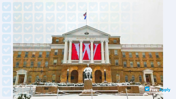 University of Wisconsin Madison photo #15