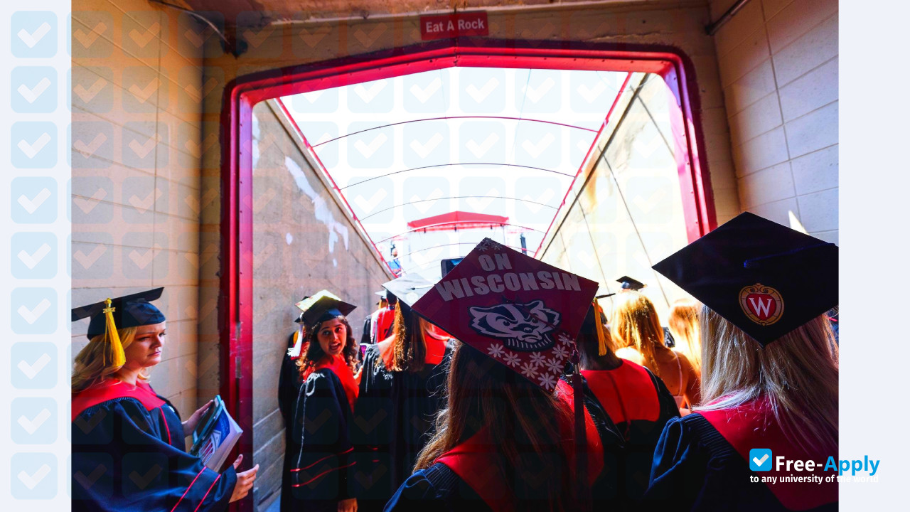 University of Wisconsin Madison photo #6