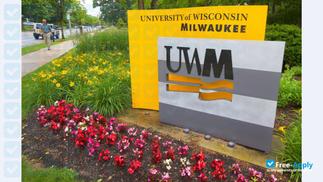 University of Wisconsin Milwaukee photo #3