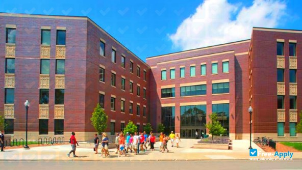 University of Wisconsin Oshkosh photo #11