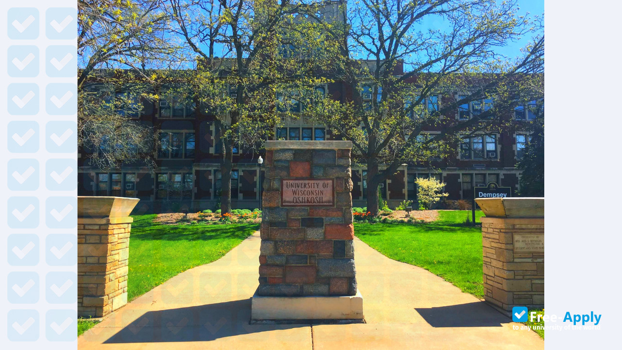 University of Wisconsin Oshkosh photo #13