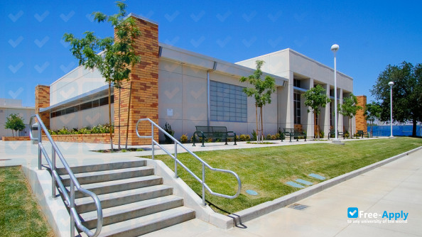 Photo de l’West Hills Community College District #7