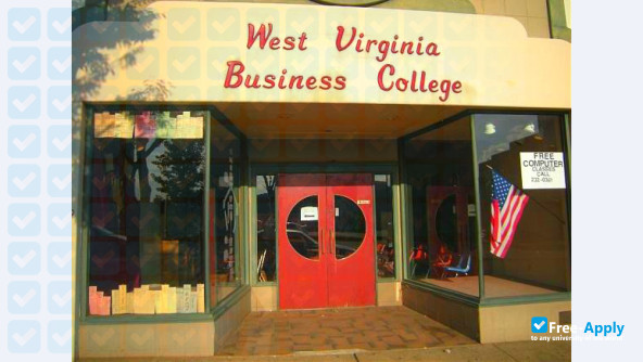 Foto de la West Virginia Business College #4