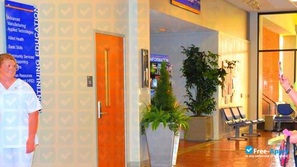 Wayne Community College photo #3