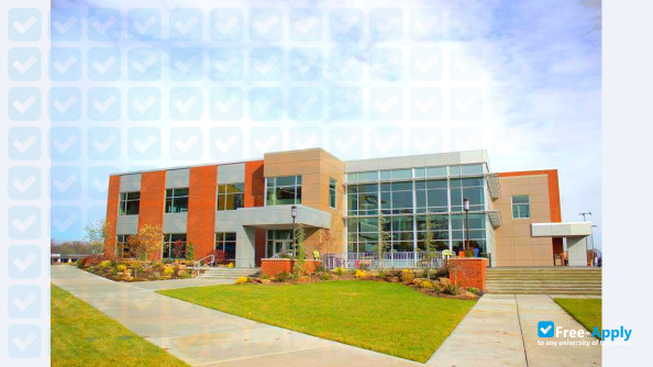 Vincennes University photo #8