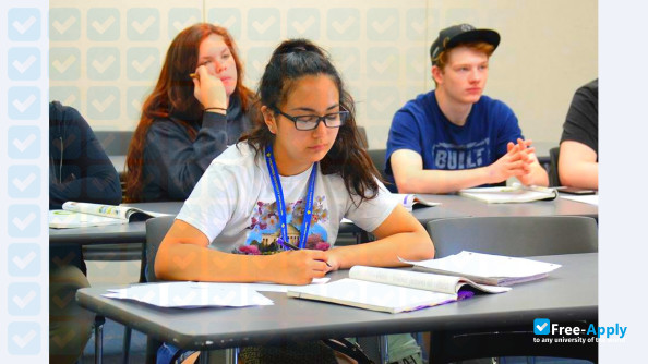 Vincennes University photo #10
