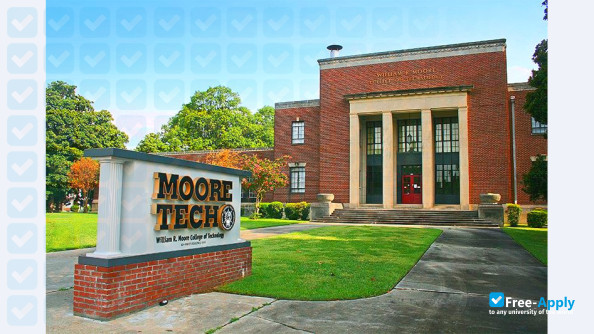 Foto de la William Moore College of Technology #1