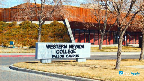 Foto de la Western Nevada College #3
