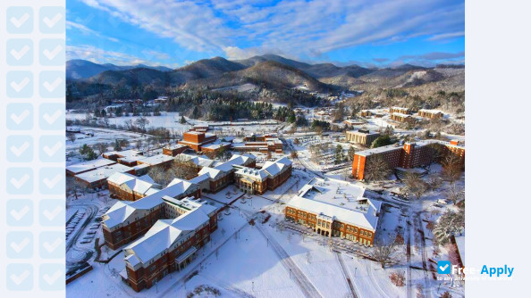 Western Carolina University photo #14