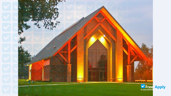 Williams Baptist College photo #7