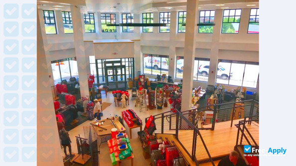 Foto de la Youngstown State University #13