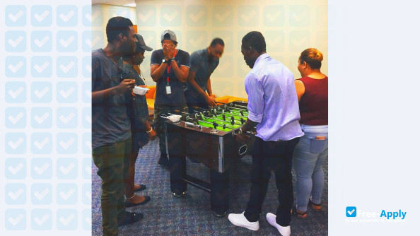 Photo de l’Virginia International University #9