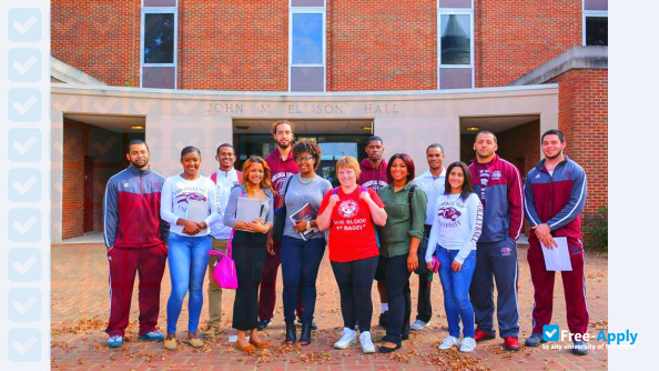 Virginia Union University photo #5