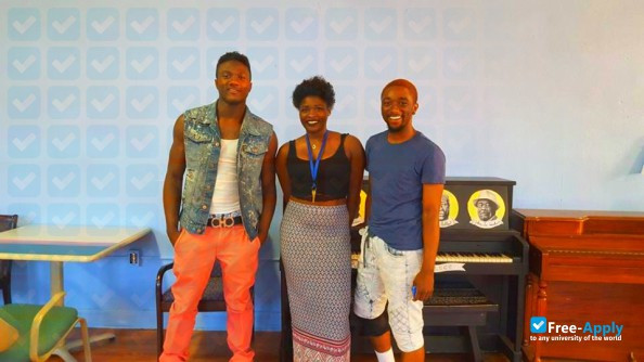 Virginia University of Lynchburg photo #4