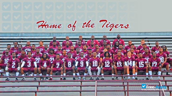 Coahoma Community College photo #3