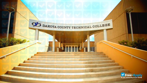 Foto de la Dakota County Technical College