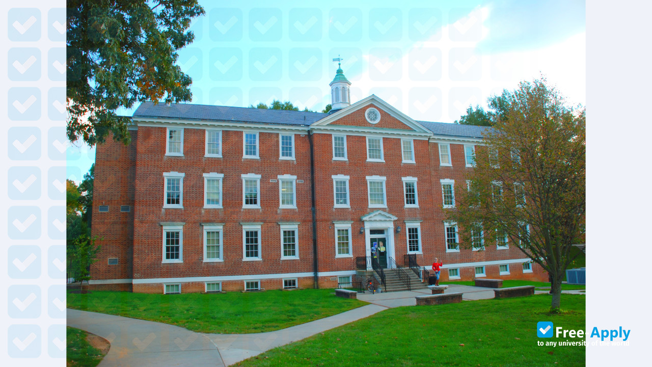 Hampden Sydney College photo #3
