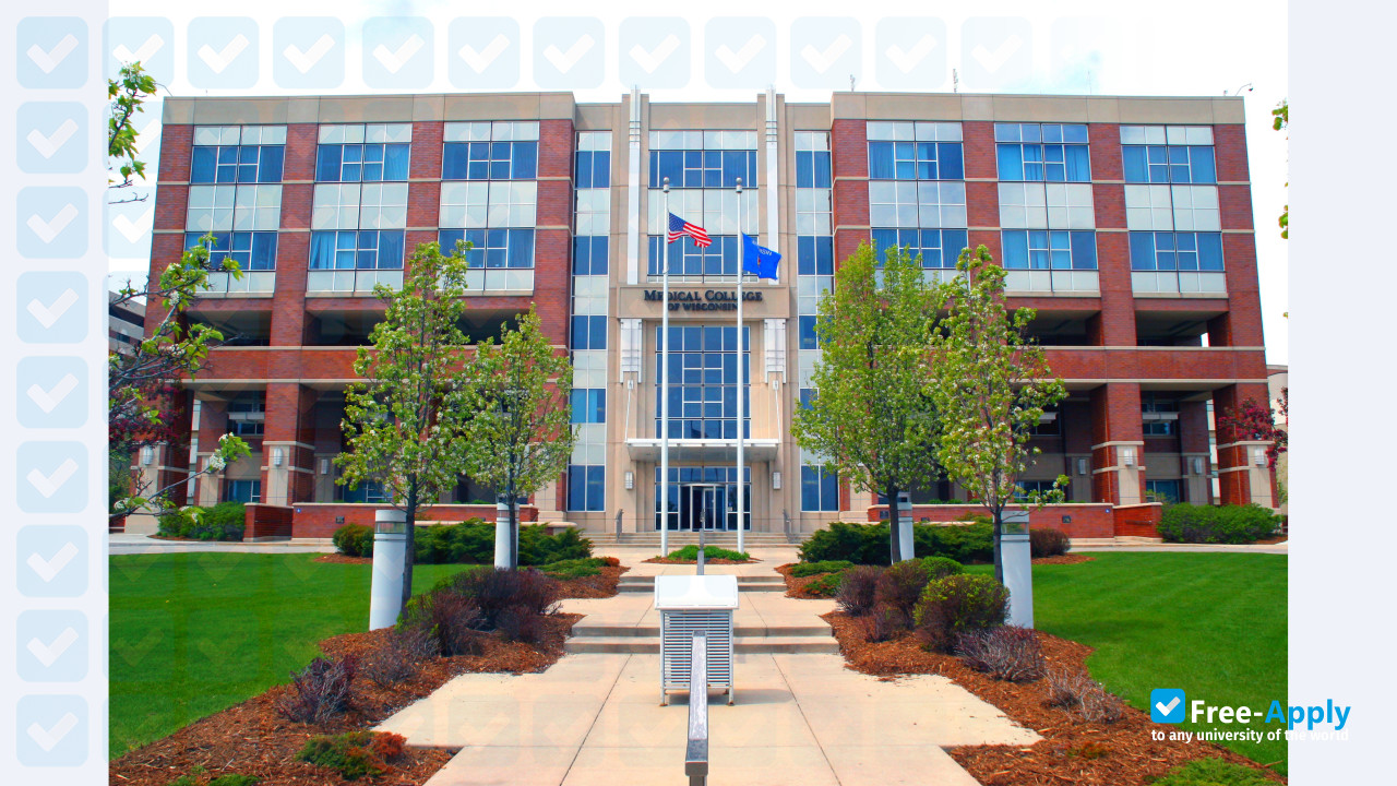 Foto de la Medical College of Wisconsin #7