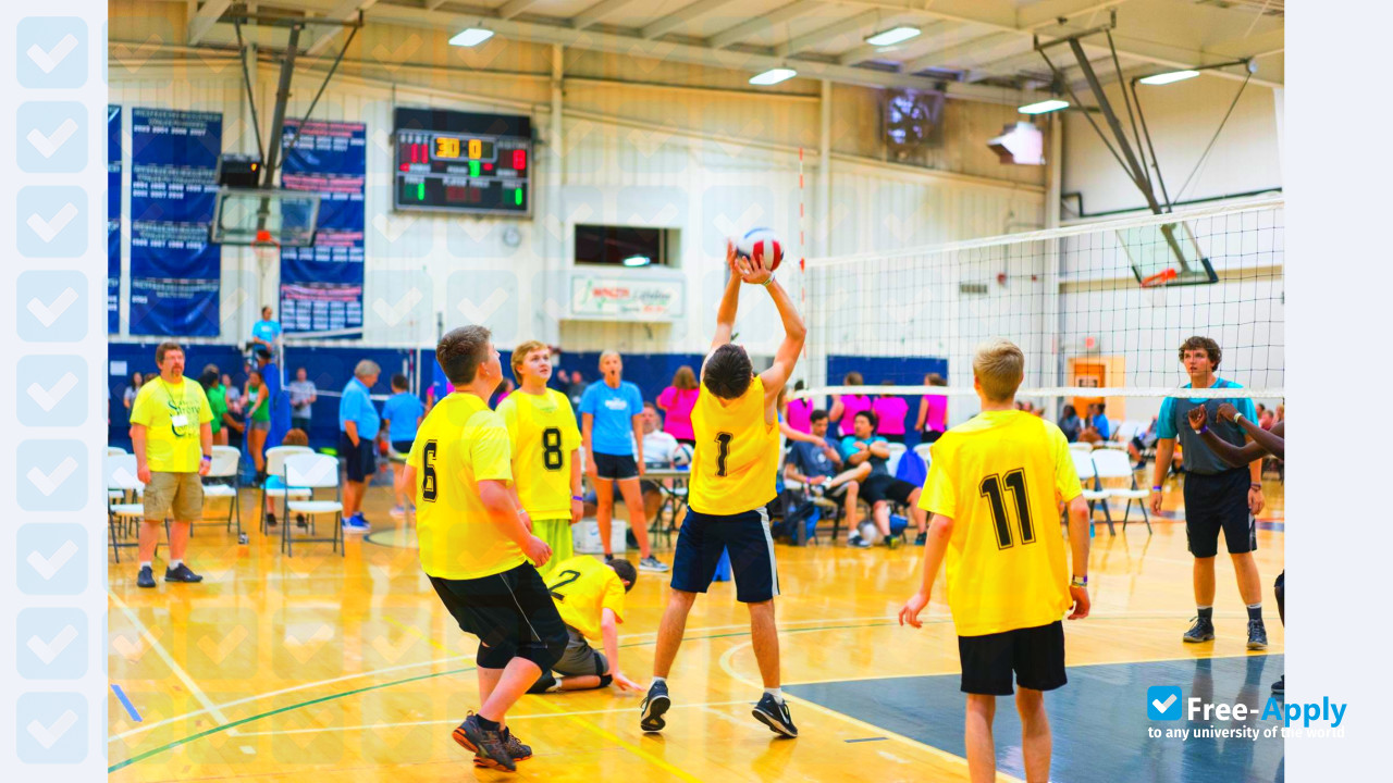 Mount Vernon Nazarene University photo #8