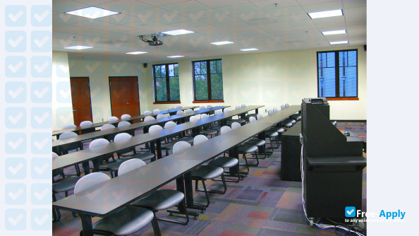 Kansas Wesleyan University photo #7