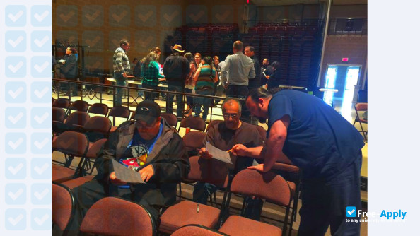 Photo de l’Turtle Mountain Community College #8